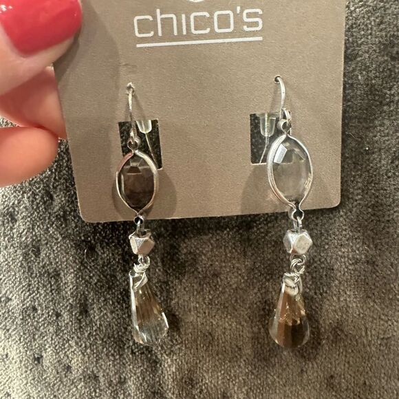 NWT Chico's Earrings $10 Closet Minimum Purchase - Picture 4 of 4